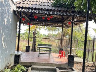 Cần tiền bán gấp nhà vườn đang kinh doanh cafee