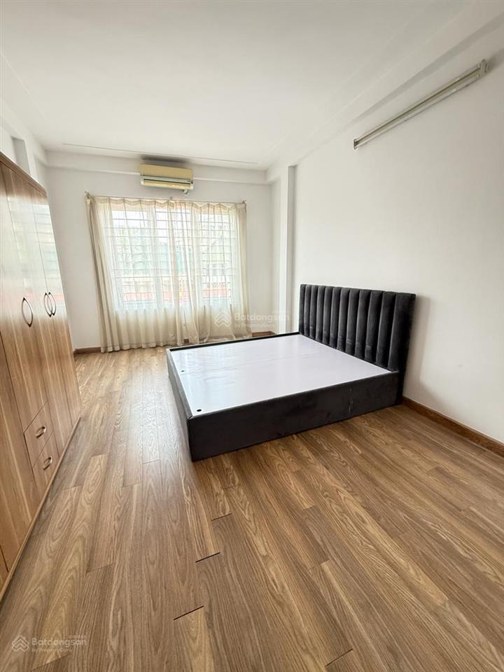 Bán nhà hoàng mai 2 thoáng, 50m ra ô tô, kinh doanh, sổ đẹp, dân xây 40m2 x 5t