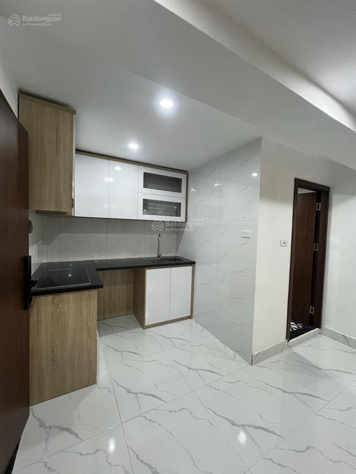 Tập thể bách khoa  tạ quang bửu, 2pn rộng, ban công 2 thoáng, ô tô đỗ chân cầu thang, full nt