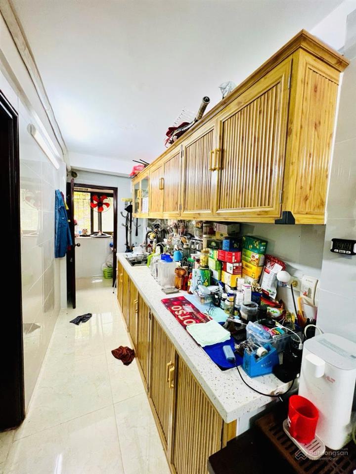 Hiếm có!!! căn tập thể bách khoa phòng khách, bếp, 3 ngủ, 2wc 4,2 tỷ