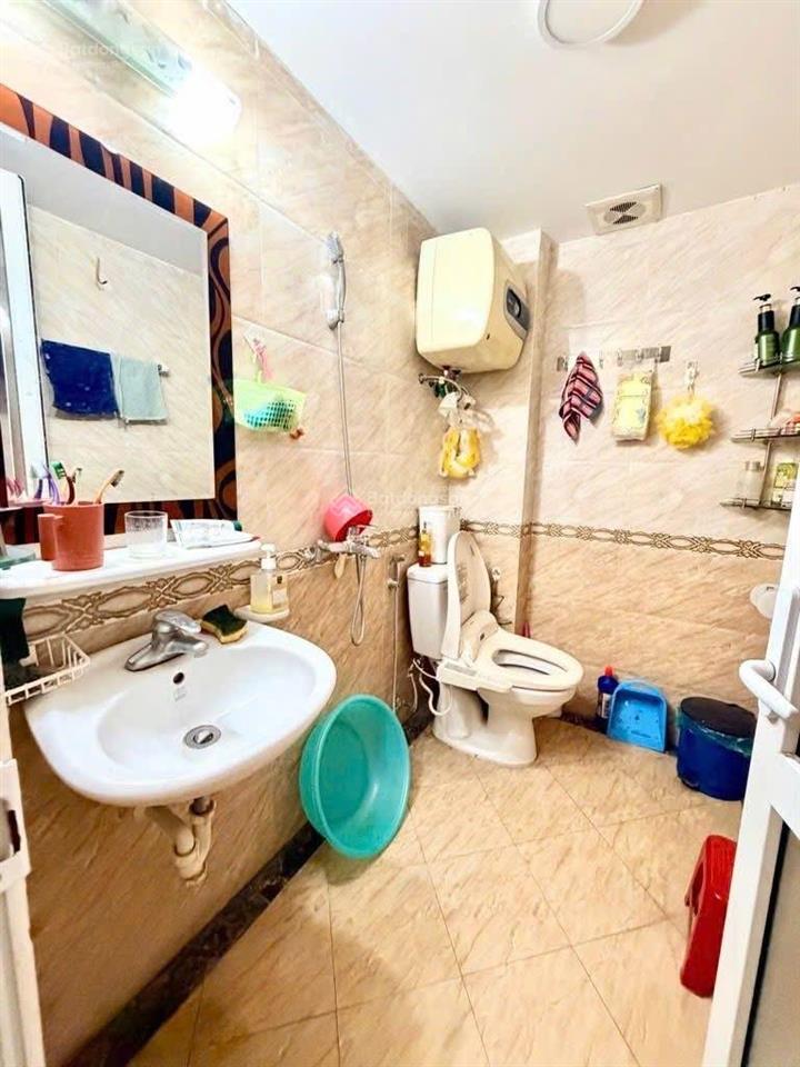 Lô góc minh khai, ngõ trước nhà 3 gác, 40m2 x 5t full nội thất, sổ đẹp, nhiều tiện ích