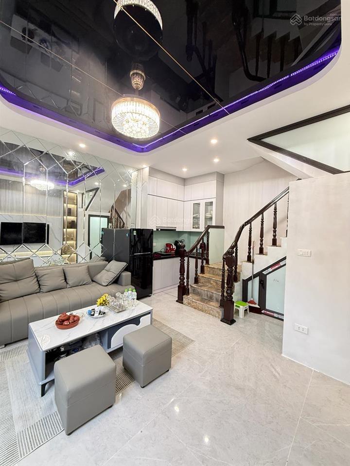 Hàng hiếm! phố trần đại nghĩa hbt, 2 thoáng sđcc 35m2x5t nội thất hiện đại, ko quy hoạch