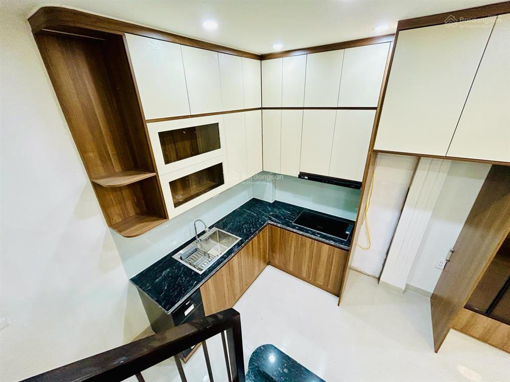 Nhà lô góc hoàng mai, 2 thoáng ngõ nông, kinh doanh, 45m2 x 4t, nhà mới full nội thất