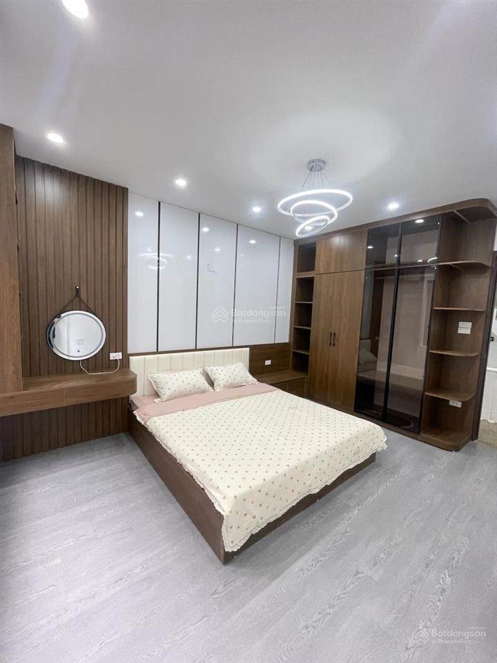 Nguyễn đức cảnh, ô tô vào nhà, kinh doanh, mt đẹp 5m, sổ đẹp, gần hồ đền lừ, 5 tầng full nội thất
