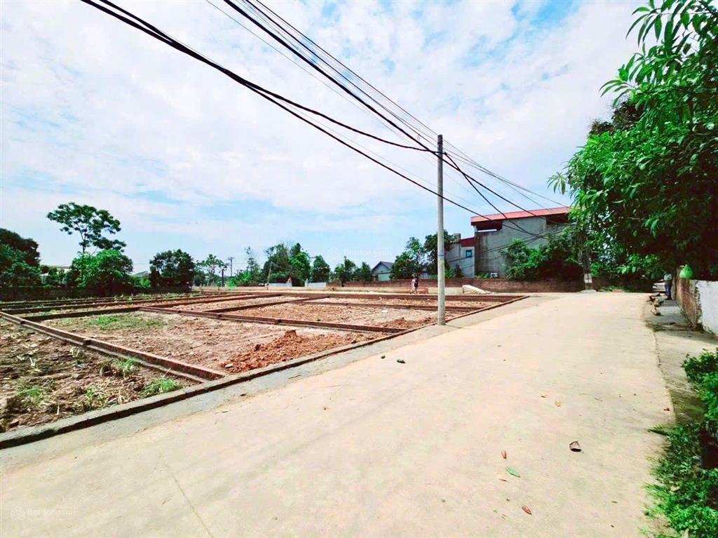 855 triệu sổ đỏ 100m² full thổ cư trục chính sóc sơn
