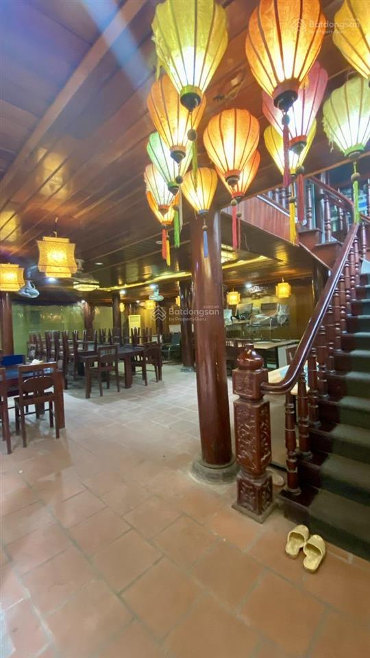 Chính chủ cần bán mảnh đất vàng , khu xã đàn, ô chợ dừa 360m2 . tặng nhà sàn gỗ lim việt trên đất