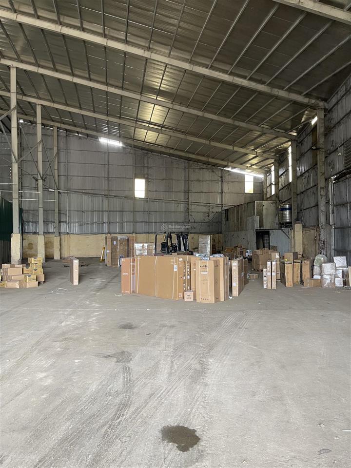Cho thuê 800m2 (cắt lẻ) kho xưởng tại văn bình  thường tín  hà nội