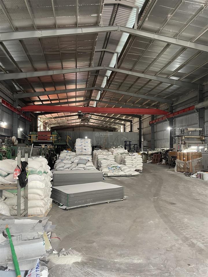 Cho thuê 1500m2 (có cắt lẻ) làm kho chứa hàng trong cụm công nghiệp tại thường tín  hn