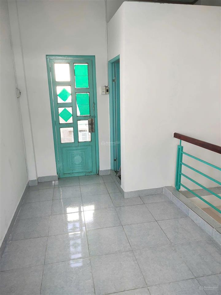 Bán nhà mặt tiền đường nguyễn thần hiến, p18, q4, tp hồ chí minh, dt sàn 72,7 m2, giá 4,9 tỷ