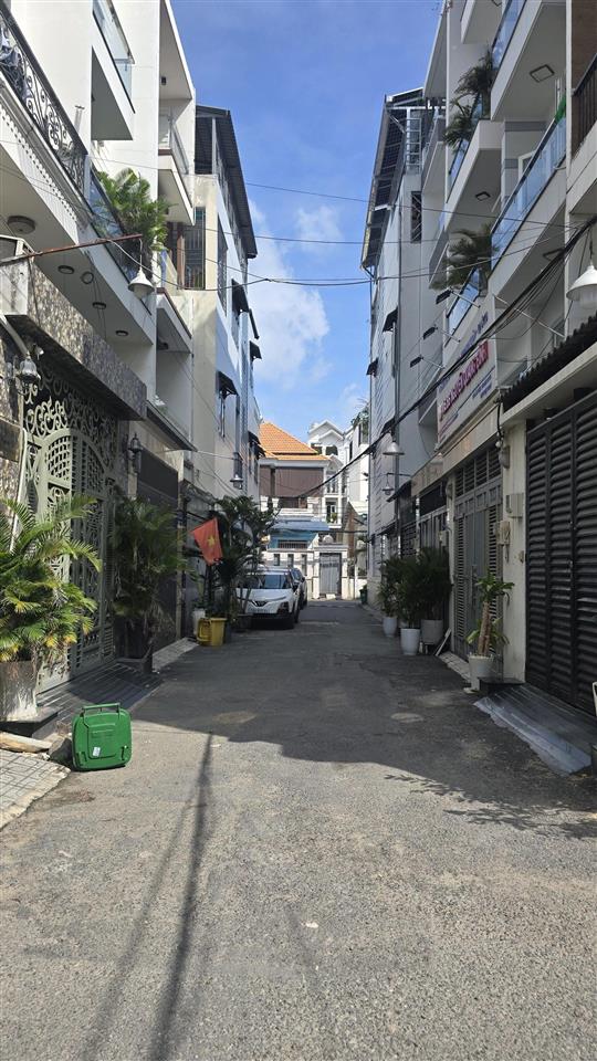 Nhà đẹp  giá tốt khu vực quang trunggò vấp
