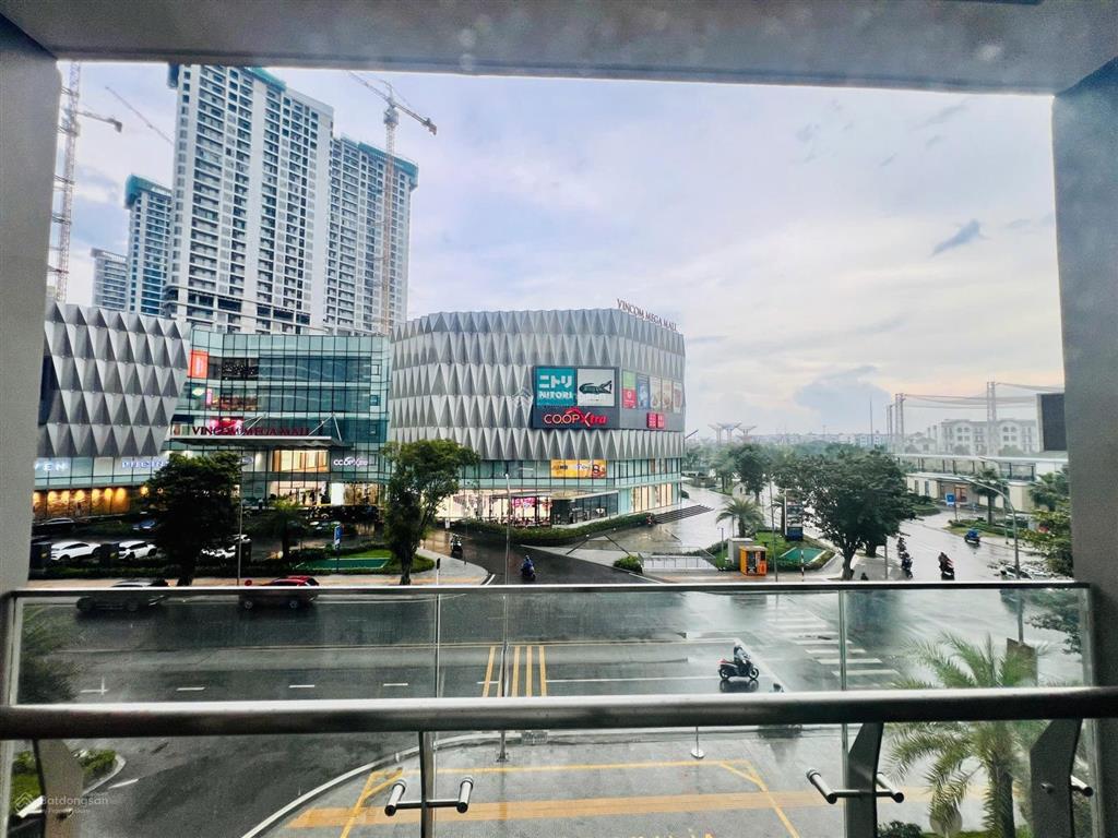 Hời ngay 1,6 tỷ trừ vào giá bán dt 70m²  bán nhanh ch 2pn + view đối diện vicom giá chỉ 4,5 tỷ