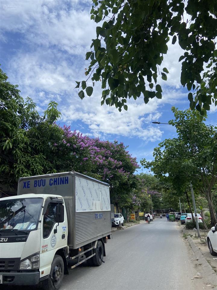 Siêu phẩm phố lụa hà đông ô tô vào nhà view sân chơi nở hậu vị trí đẹp hiếm có hơn 10 tỷ