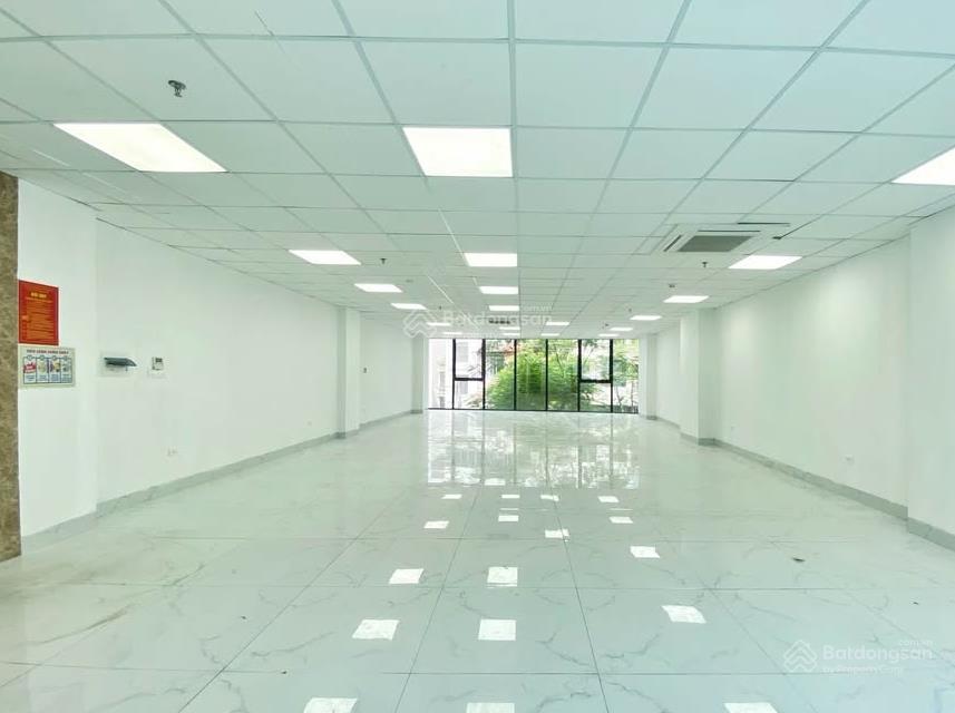 Cho thuê văn phòng tôn thất thuyết  cầu giấy 150m2 giá 26 triệu/tháng