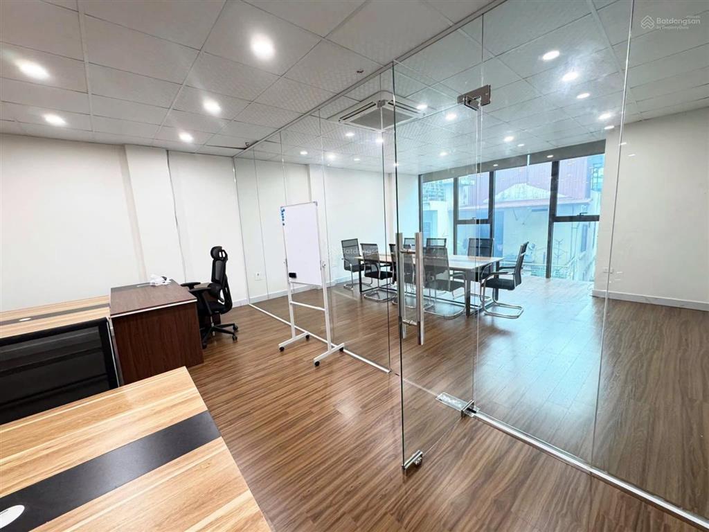 Cho thuê văn phòng nguyễn trãi 100m² giá 16 triệu/tháng, tòa nhà đẹp