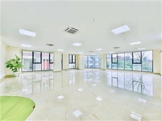 Cho thuê văn phòng ngụy như kon tum 135m² giá 19 triệu/tháng, sàn đẹp, vị trí thuận tiện