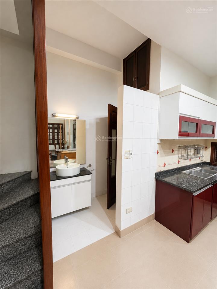 Cho thuê nr 4pn, 28 triệu, 55m2 ở hoàng quốc việt, nghĩa đô, cầu giấy, hà nội giá tốt hot
