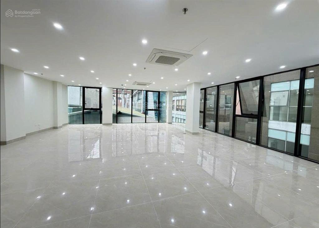 Cho thuê văn phòng thái thịnh 90m² giá 18 triệu/tháng, vị trí trung tâm đống đa