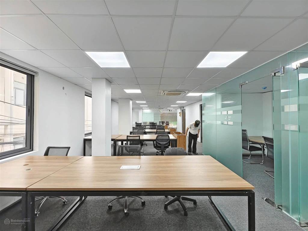 Cho thuê văn phòng  nguyễn ngọc nại, thanh xuân 130m2