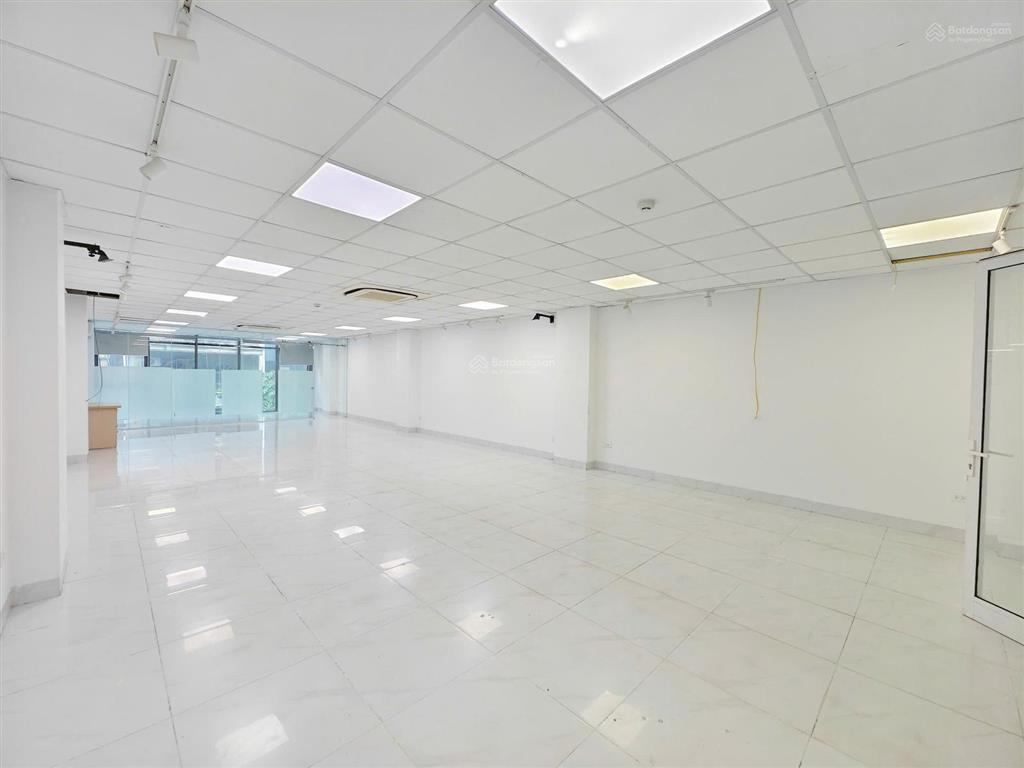 Cho thuê văn phòng  tô vĩnh diện, thanh xuân, hà nội  130m2  giá 23tr