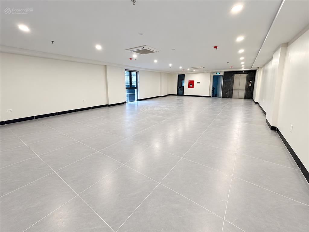 Cho thuê văn phòng vũ hữu  phường thanh xuân bắc  27tr  140m2