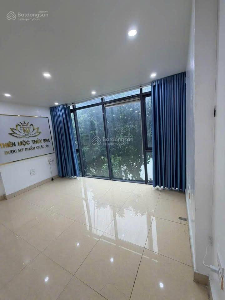 =văn phòng 75m2  11tr/tháng  vũ trọng phụng | sàn đẹp, chia sẵn 2 phòng
