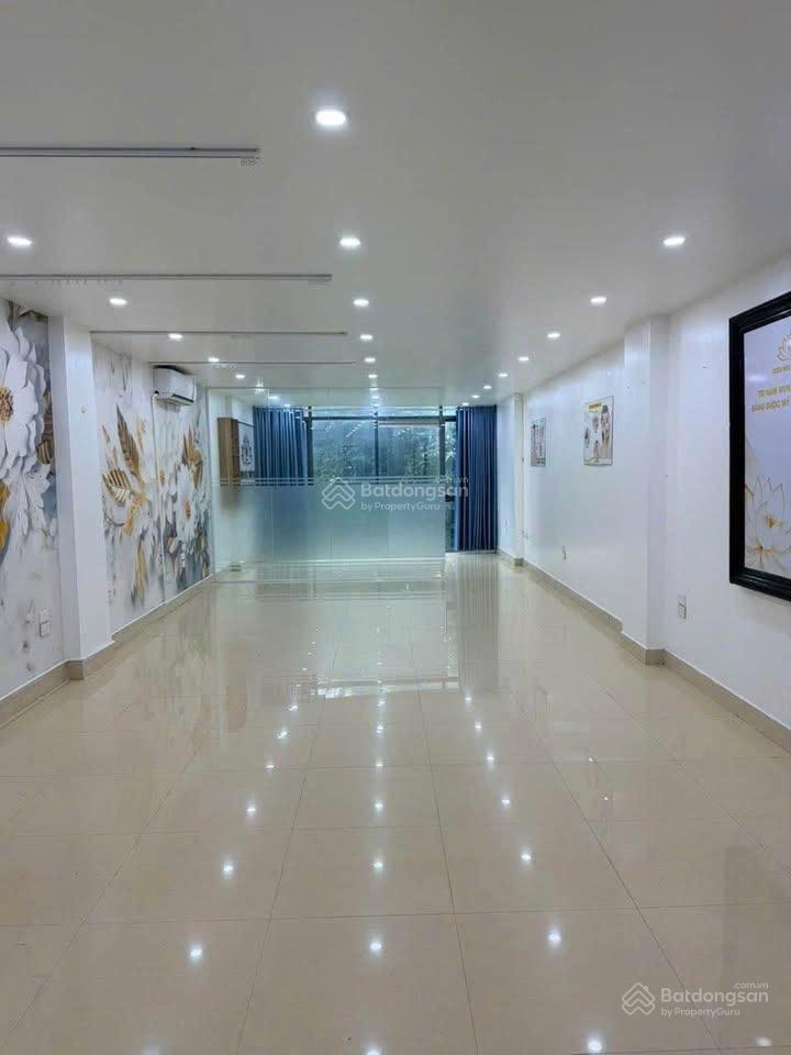 =văn phòng 75m2  11tr/tháng  vũ trọng phụng | sàn đẹp, chia sẵn 2 phòng