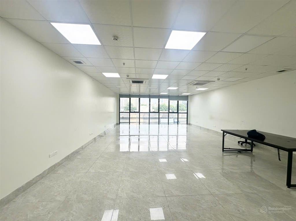 110m2  15tr/tháng  khuất duy tiến | sàn rộng, sáng đẹp, bố trí văn phòng cực thoáng