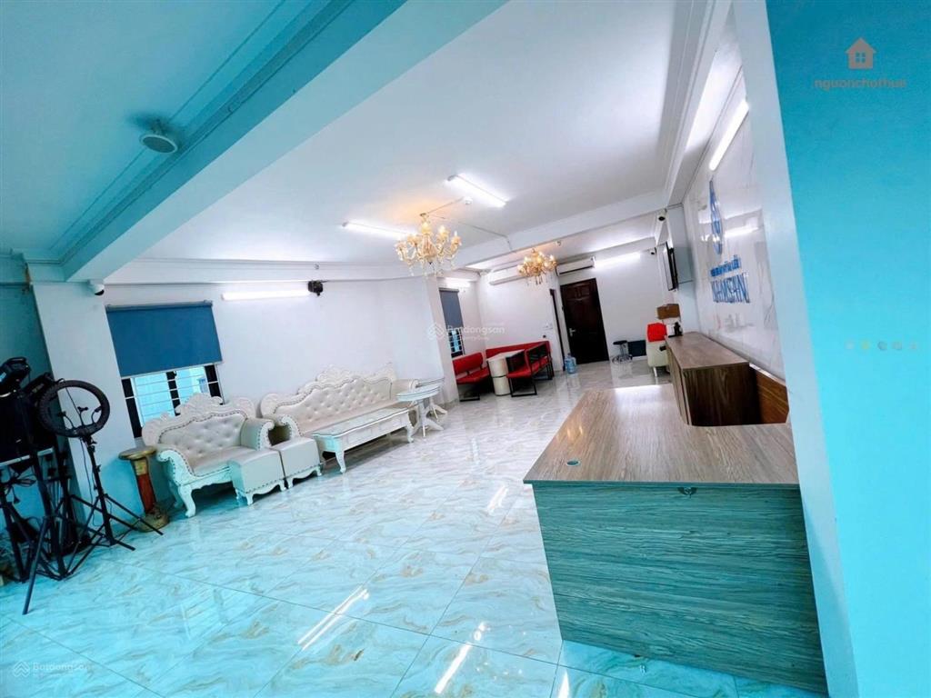 Siêu hot! chỉ 11tr  85m2 văn phòng ở lê văn lương, giá cực tốt, còn 1 sàn