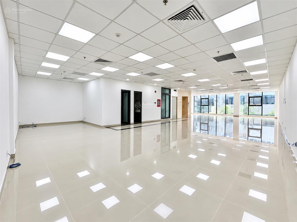 ! sàn mới, giá nét 22tr/140m2, nguyễn xiển  thanh xuân  sàn vuông vức
