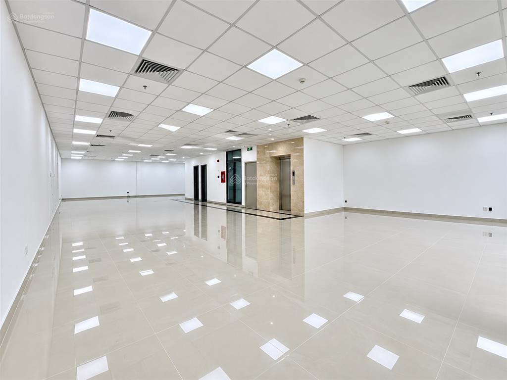 ! sàn mới, giá nét 22tr/140m2, nguyễn xiển  thanh xuân  sàn vuông vức