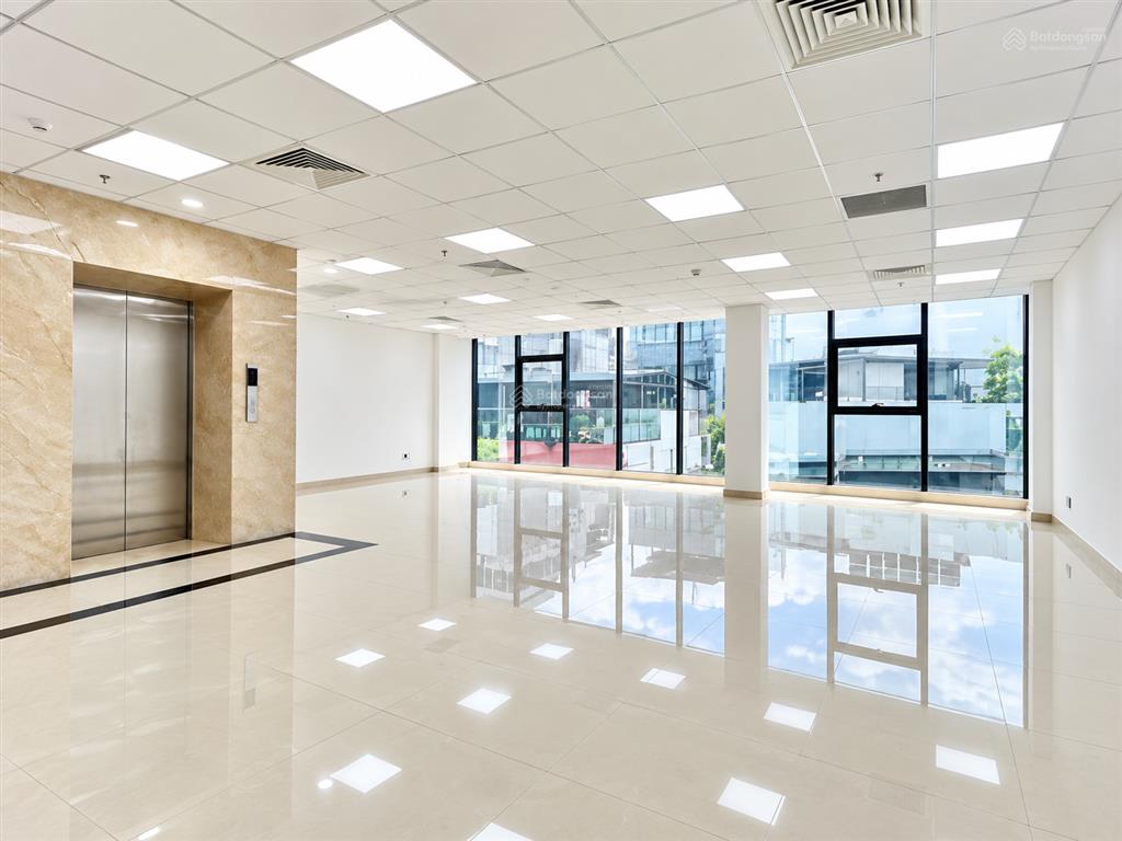 ! sàn mới, giá nét 22tr/140m2, nguyễn xiển  thanh xuân  sàn vuông vức