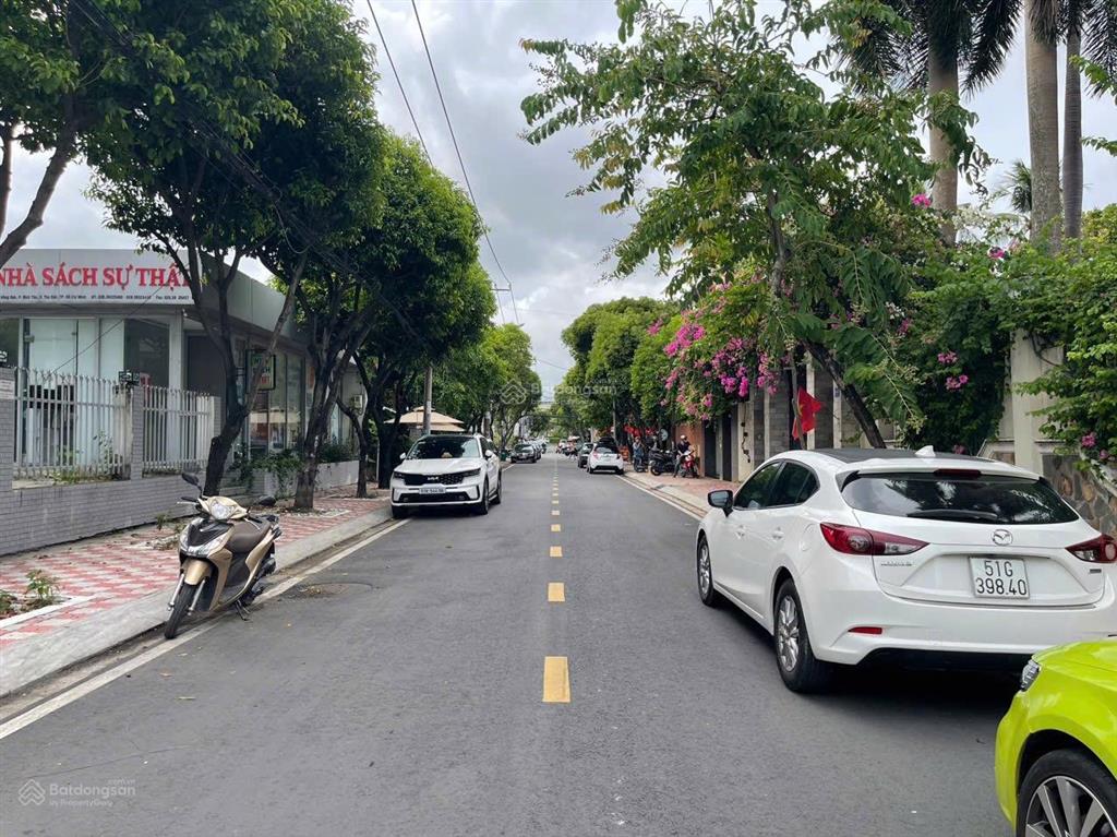 Siêu phẩm biệt thự vip khu bình thọ  mặt tiền lê quý đôn  quỹ đất 1.611m2 cực hiếm