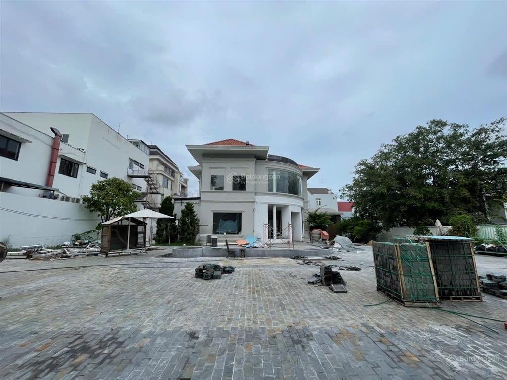 Siêu phẩm biệt thự vip khu bình thọ  mặt tiền lê quý đôn  quỹ đất 1.611m2 cực hiếm