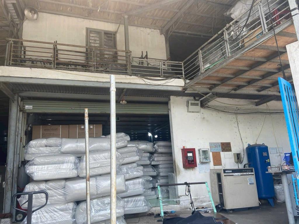 Bán nhà mặt tiền 13,5x40m giá 16 tỷ Đường 12m Dương Công Khi