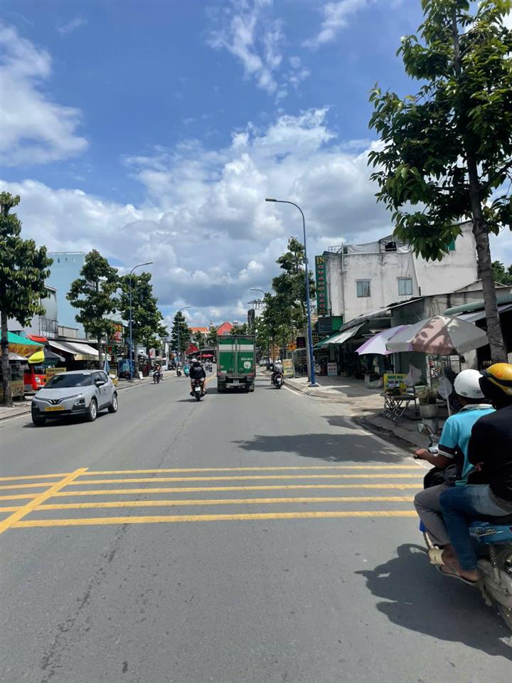 Bán nhà mặt tiền 12x41m giá 46 tỷ Đường Lê Thị Hà