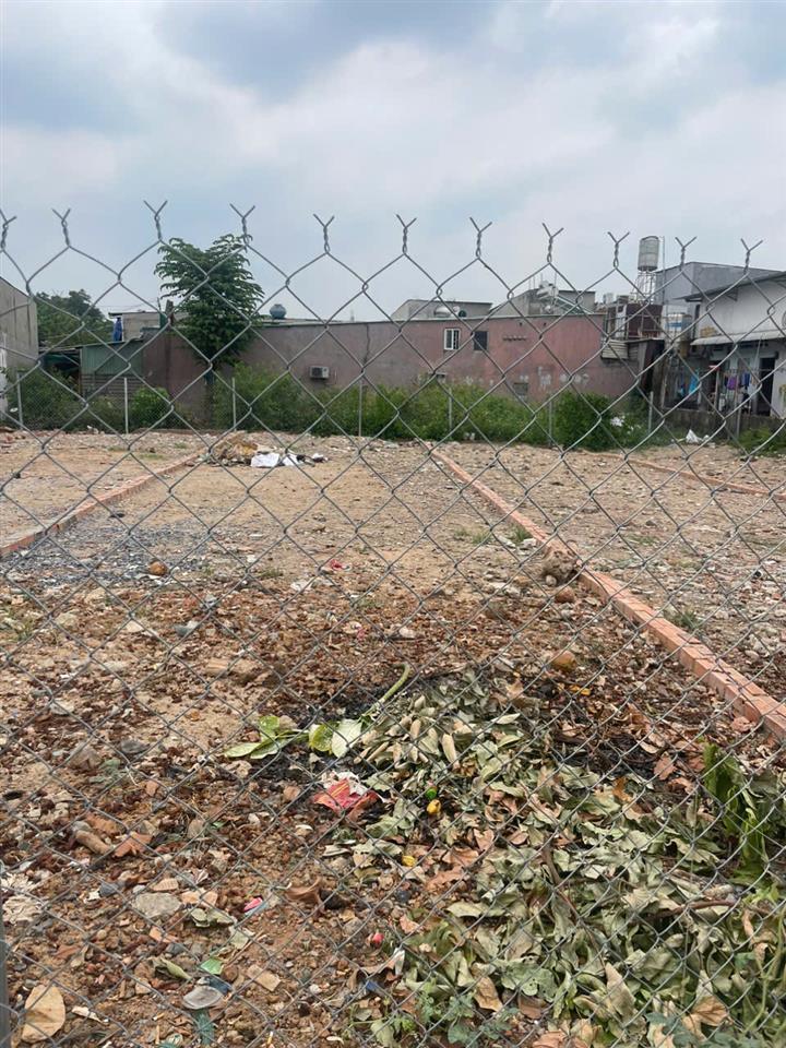 Bán đất giá tốt nhất thị trường 5x23m giá 3,75 tỷ Đường nhựa 6m gần Lê Văn