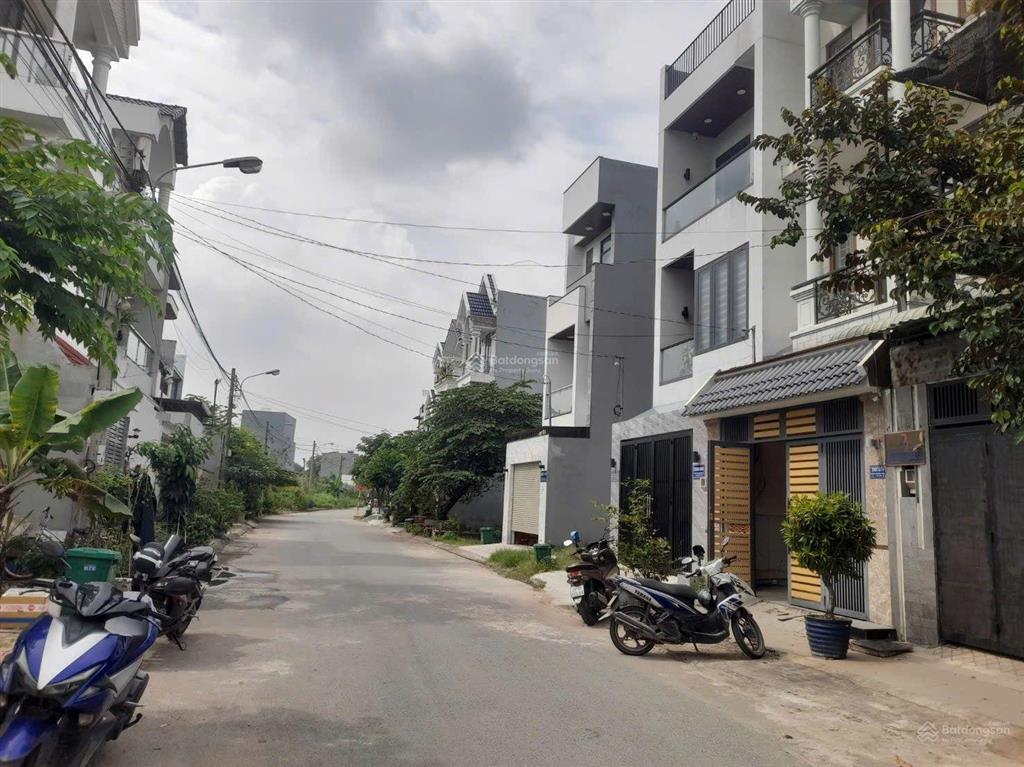 Bán đất đường bưng ông thoàn. sát khu công nghệ cao