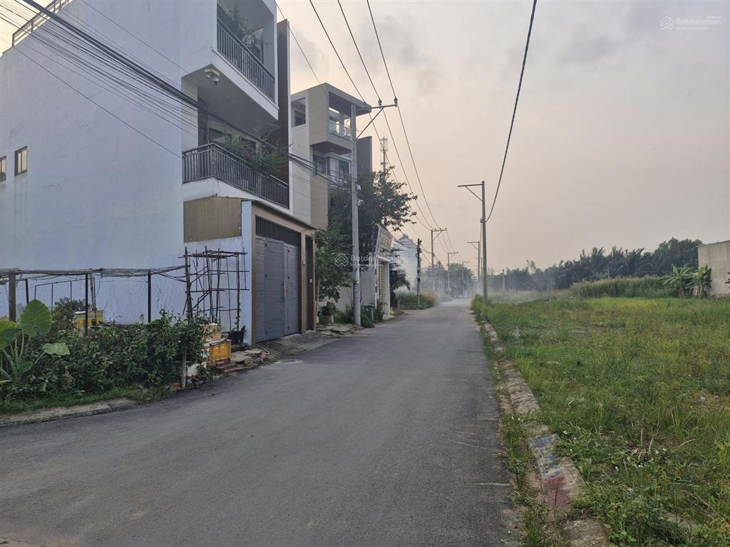 Bán đất đường bưng ông thoàn. sát khu công nghệ cao