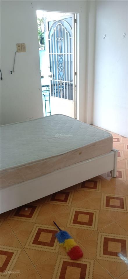 Cho thuê phòng q7, 2tr, bao hết, trong nhà nguyên căn