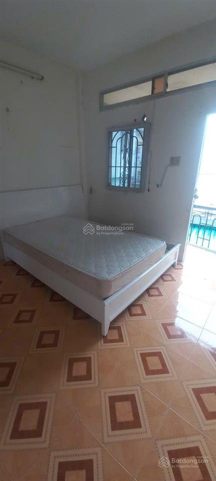 Cho thuê phòng q7, 2tr, bao hết, trong nhà nguyên căn