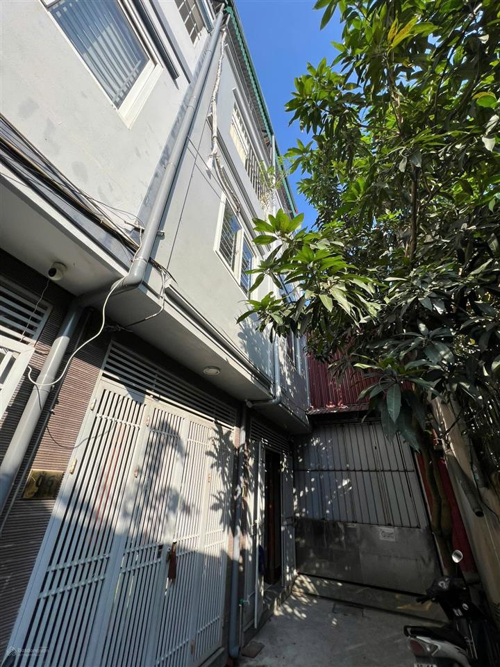 Bán nr tại cự khê, 4,52 tỷ, 32m2, 3pn + 3wc + bếp, giá cực chất