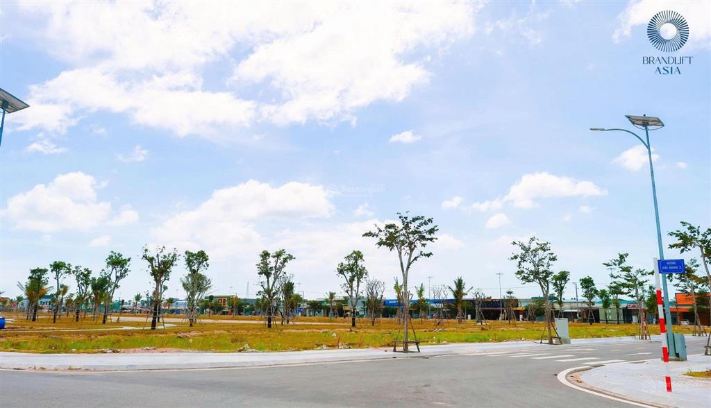 Bán đất nền nam khánh hòa 98.95m2, sổ hồng trao tay, hướng đông nam mát mẻ, giá 1.9 tỷ