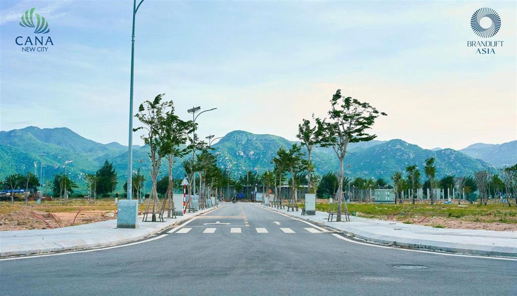 Bán đất nền nam khánh hòa 98.95m2, sổ hồng trao tay, hướng đông nam mát mẻ, giá 1.9 tỷ