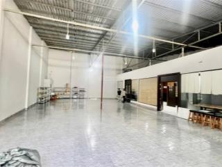 Cho thuê kho 300m tỉnh lộ 10 giá 40 triệu