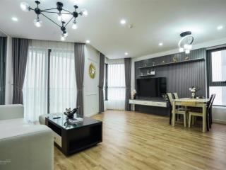 Chính chủ cần bán căn hộ 3 ngủ full nội thất chung cư green bay premium hoàng quốc việt hạ long .