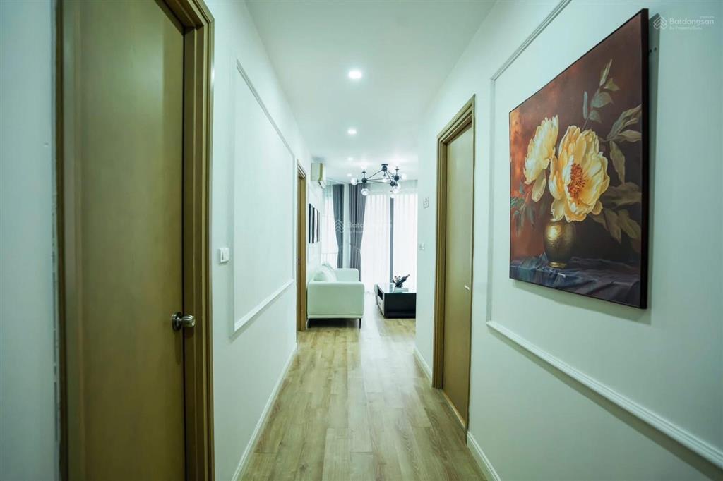 Chính chủ cần bán căn hộ 3 ngủ full nội thất chung cư green bay premium hoàng quốc việt hạ long.
