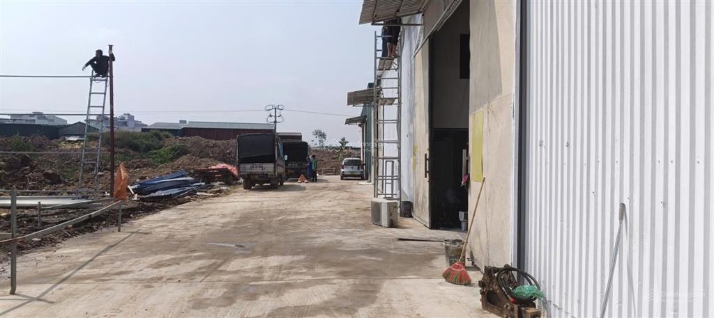 Cho thuê kho 666m2 tại phố 72, la phù, hoài đức, 90 nghìn / m2, bảo vệ, điện 3fa, xe cont, xuất vat