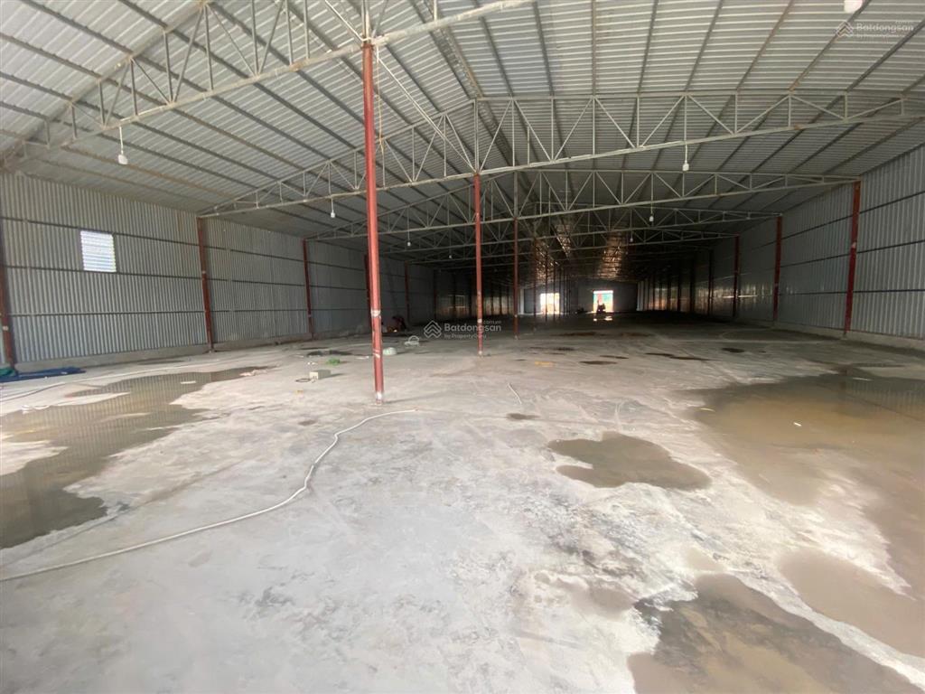 Cho thuê kho 666m2 tại phố 72, la phù, hoài đức, 90 nghìn / m2, bảo vệ, điện 3fa, xe cont, xuất vat