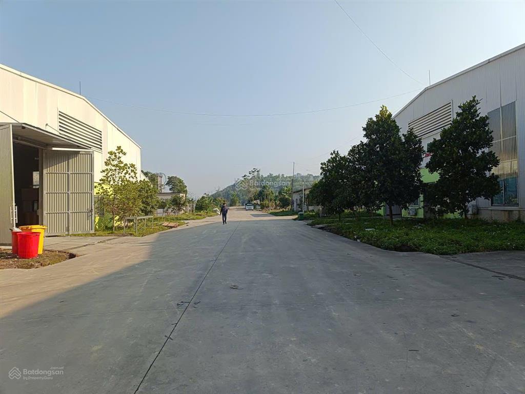 Cho thuê kho xưởng 3000m2 kỳ sơn, hòa bình, điện 3fa, xuất vat, pccc nghiệm thu