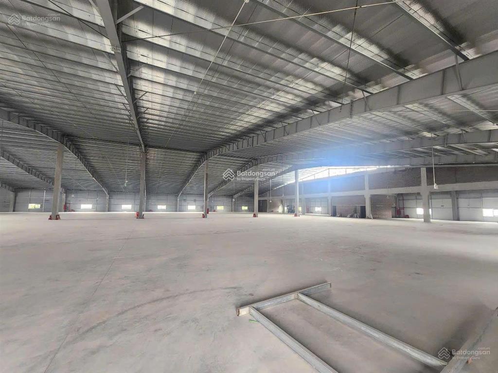Cho thuê kho xưởng 12000m2 kcn quang minh, mê linh, hà nội, mới 100%, pccc nghiệm thu, xuất vat